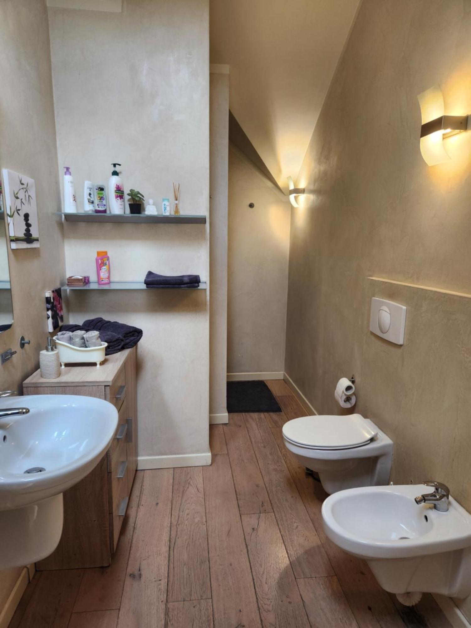 Central Terrace Escape With Jacuzzi ทิมิชัวรา ภายนอก รูปภาพ